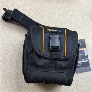 Lowepro Adventura SH 120 II Black and Orange Camera Bag